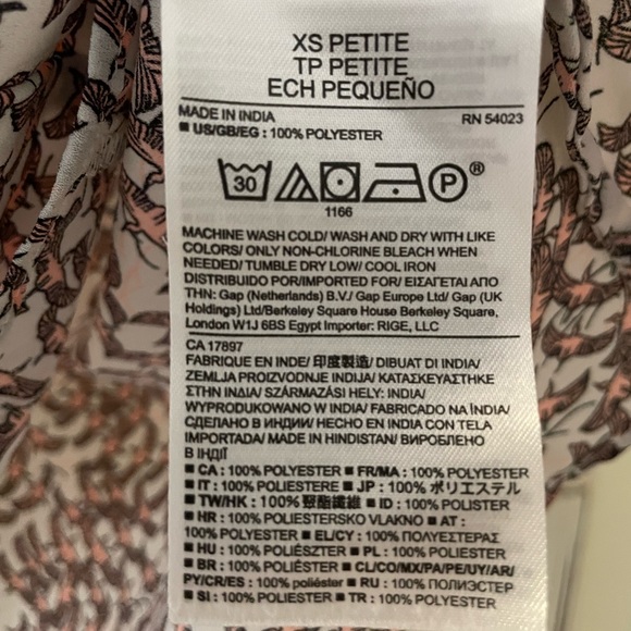 EUC Banana Republic blouse - Picture 3 of 3